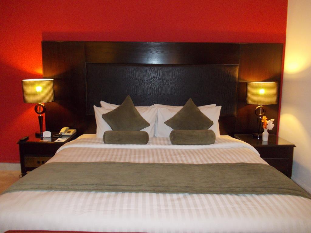 Smart Hotel Lahore Bilik gambar