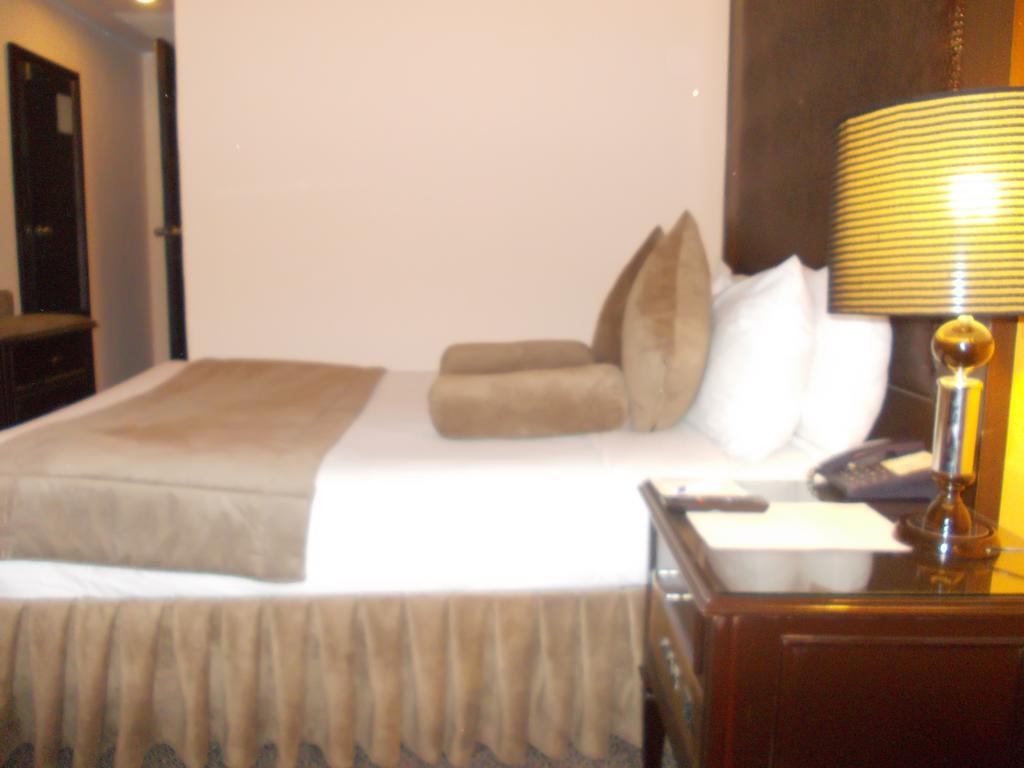 Smart Hotel Lahore Bilik gambar