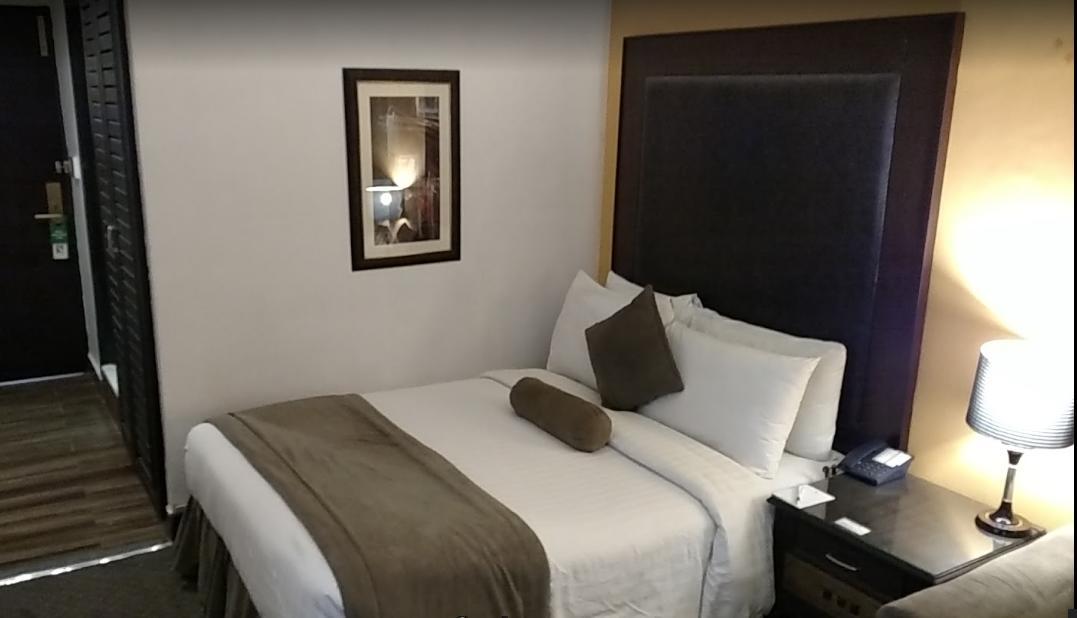 Smart Hotel Lahore Luaran gambar