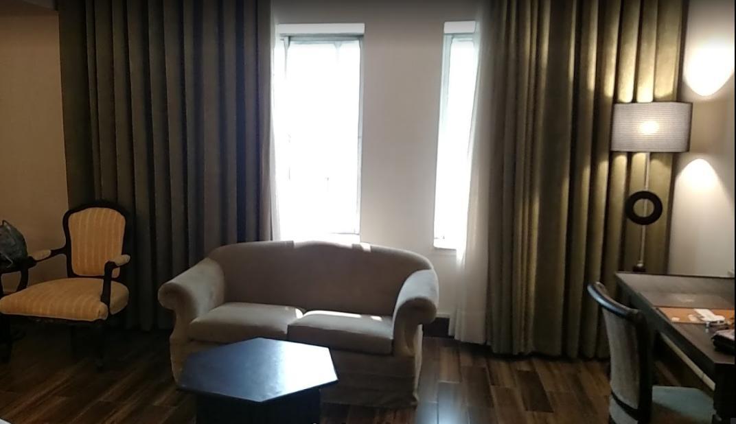 Smart Hotel Lahore Luaran gambar