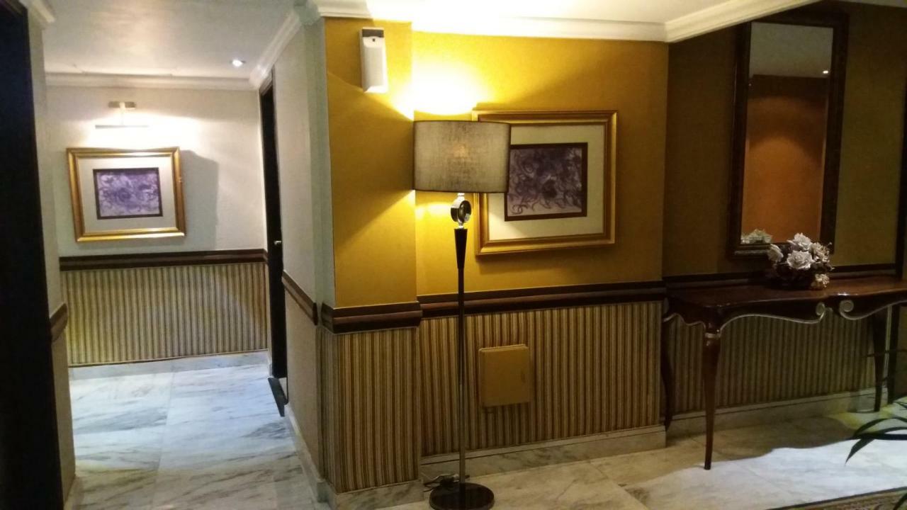 Smart Hotel Lahore Luaran gambar